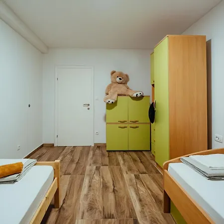 Apartman Budimir شقة إيموتسكي
